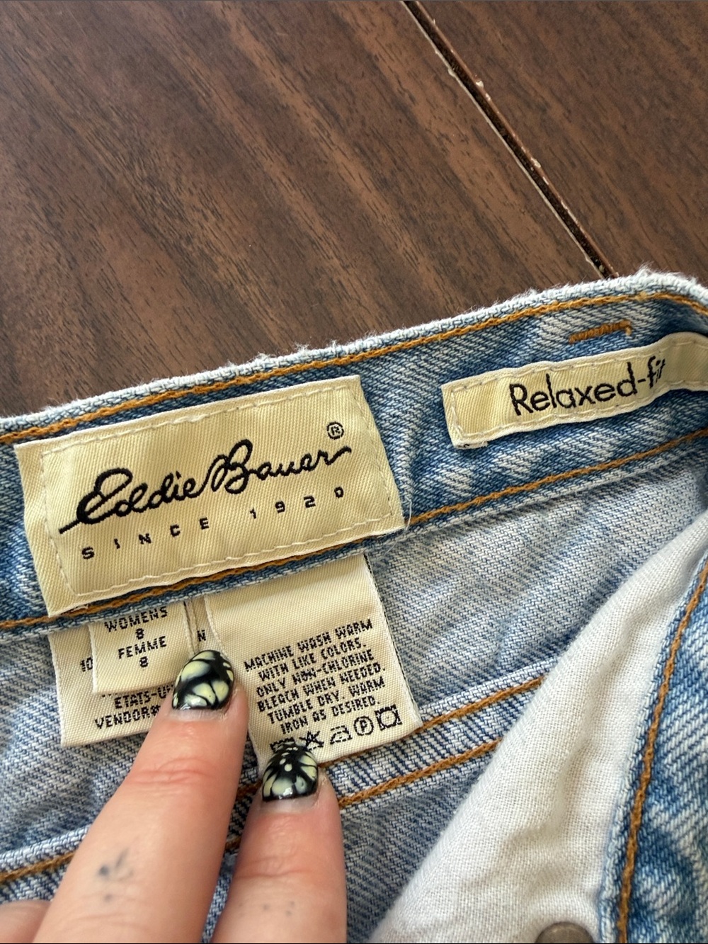 Vintage 90’s Eddie Bauer Relaxed Fit “mom jeans” - Picture 4 of 6